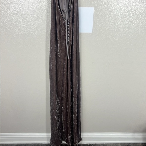 Reformation Jeany Velvet Maxi Dress in Magnetic - Picture 9 of 10